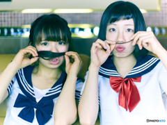 キュートG＆ロリ子　口ひげ？