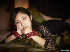 S系の娘 手錠をされて3