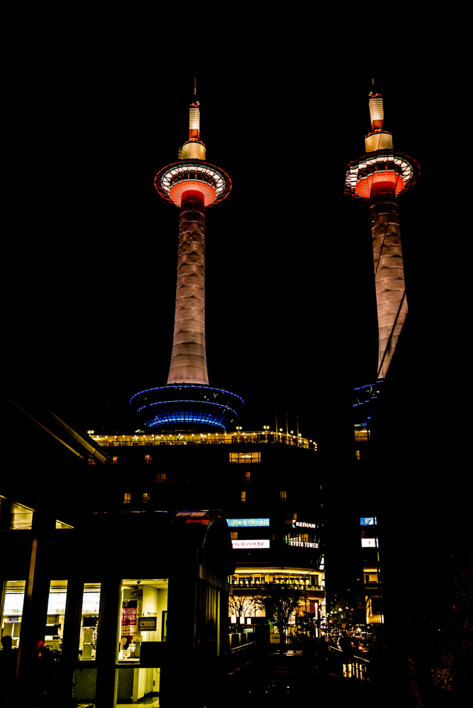 Wow! Kyoto Tower doubled!