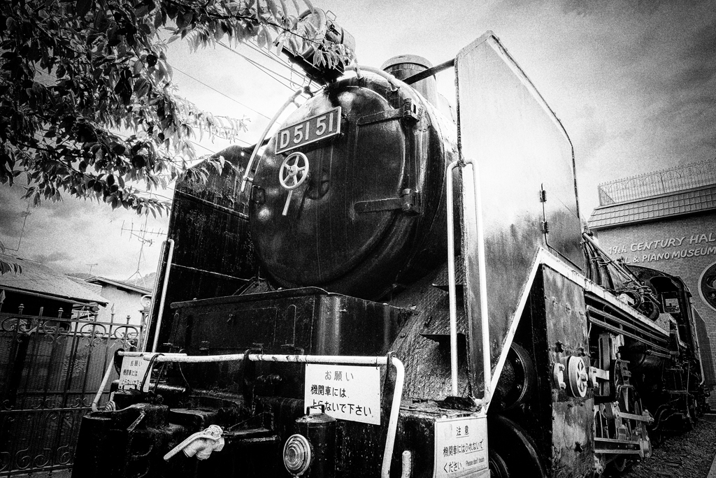 D51 at Saga-Arashiyama Station