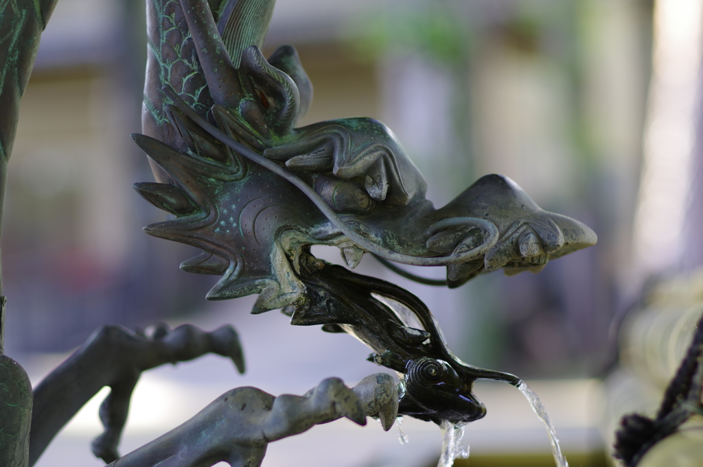 手水舎_龍_妙法寺