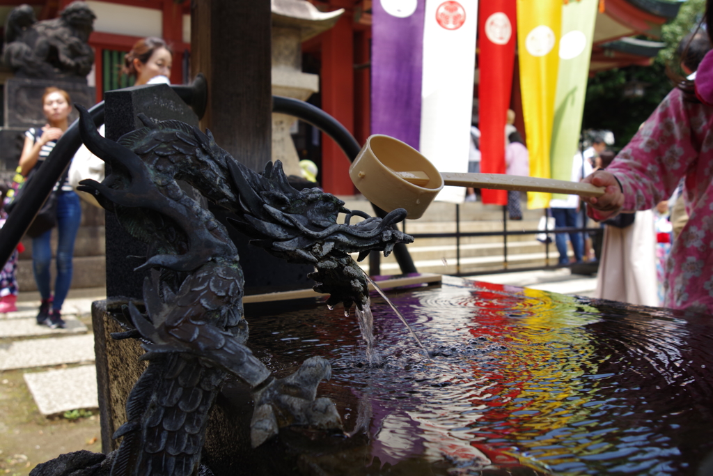 手水舎_龍_品川神社