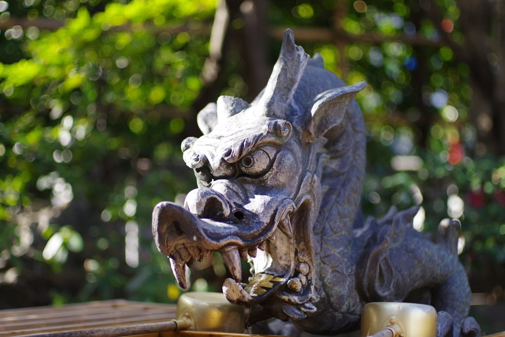 手水舎_龍_抜弁天厳島神社