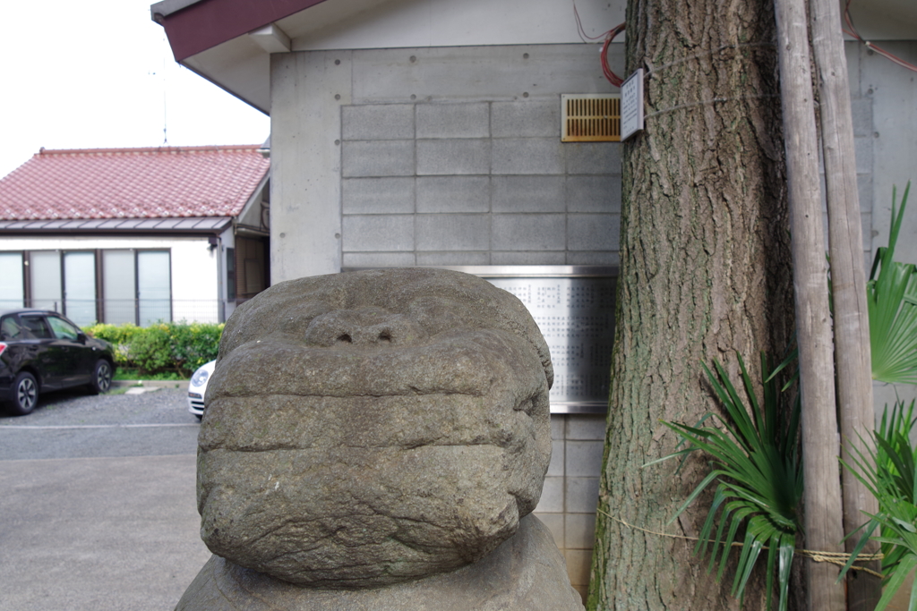 狛犬_穏田神社