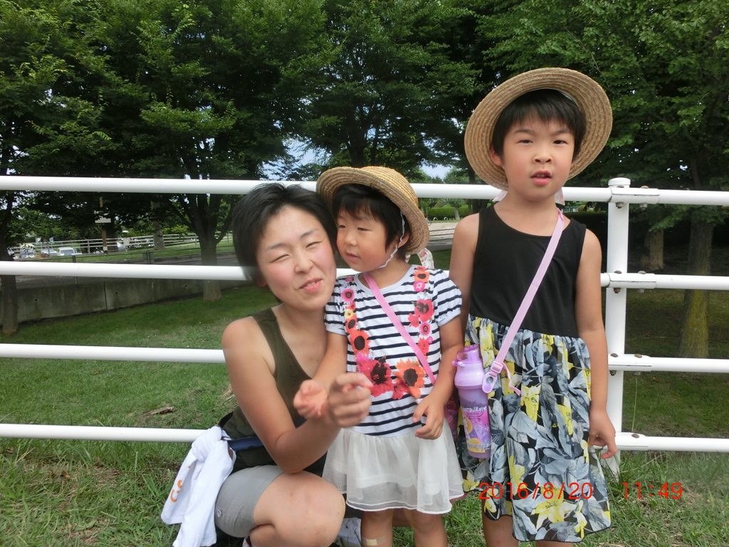 Ｔさん家族が応援に来てました。こちらの方が近いとか・・・