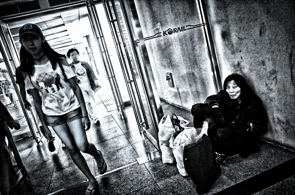 R0042625-111-2-2-2-2s4