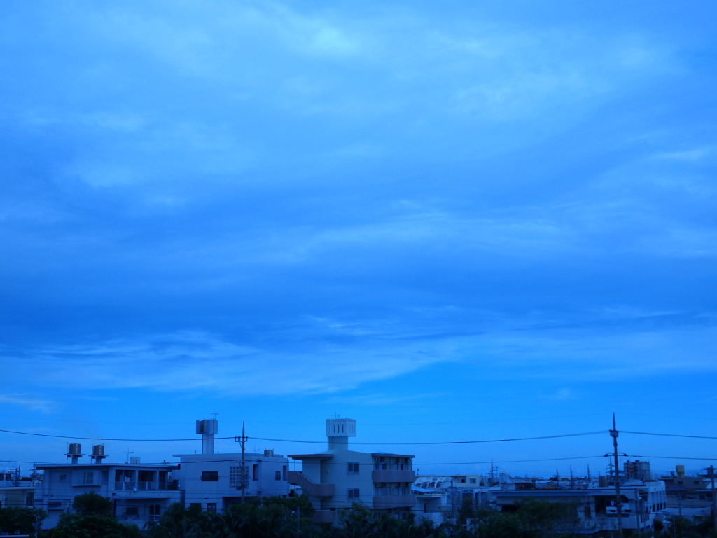 青い空