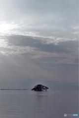 夕日が射し込む湖3