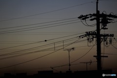 町の夜明け