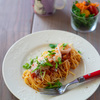 海老と香味野菜のトマトパスタ