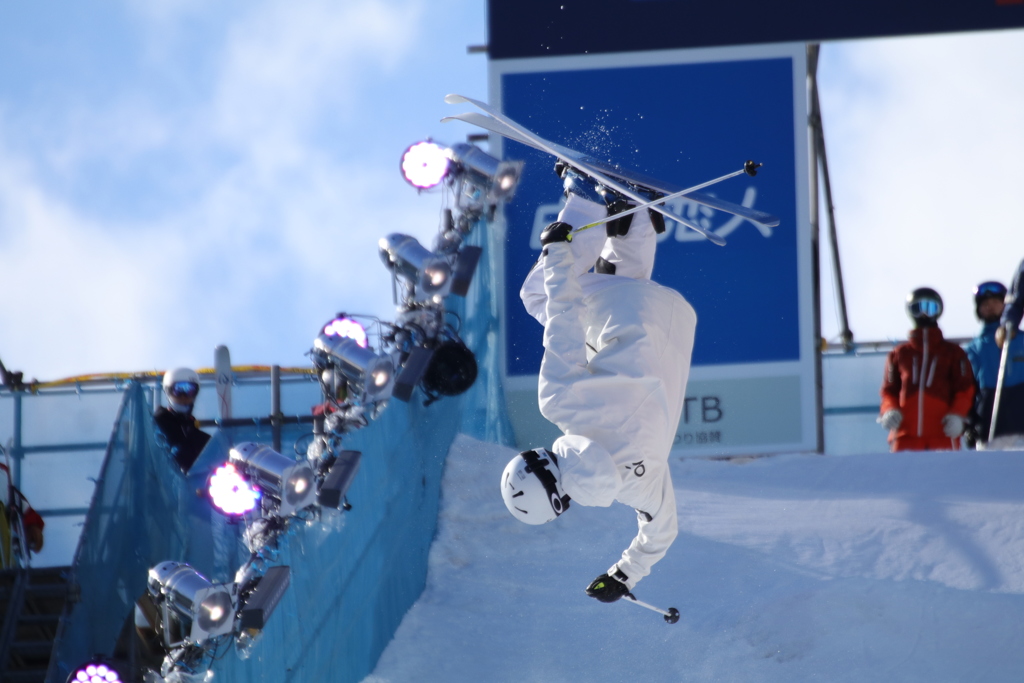 2019札幌雪祭り　白い恋人パークモーグルセッション　パート２