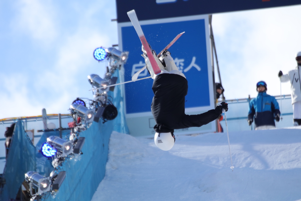 2019札幌雪祭り　白い恋人パークモーグルセッション　パート２