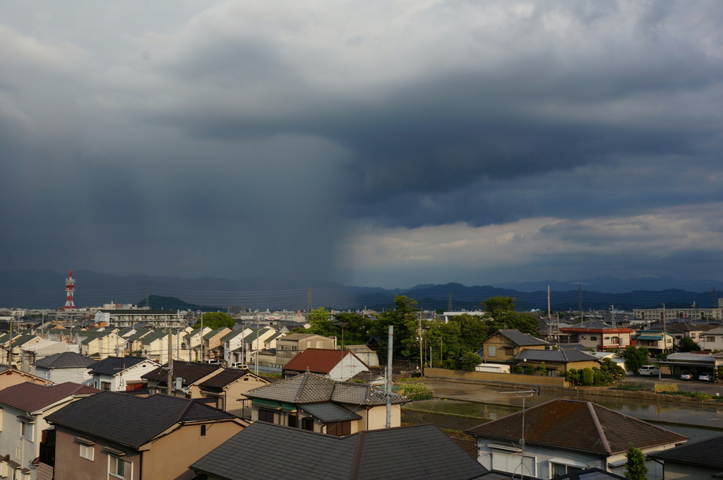 雨の境界