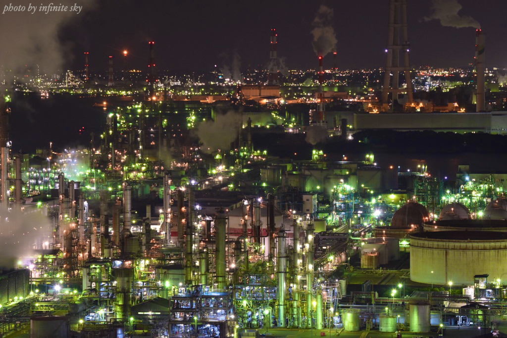 Yokkaichi_factory at night