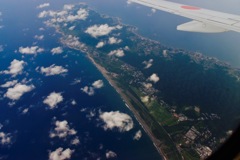 ちぎれ雲の上を通過