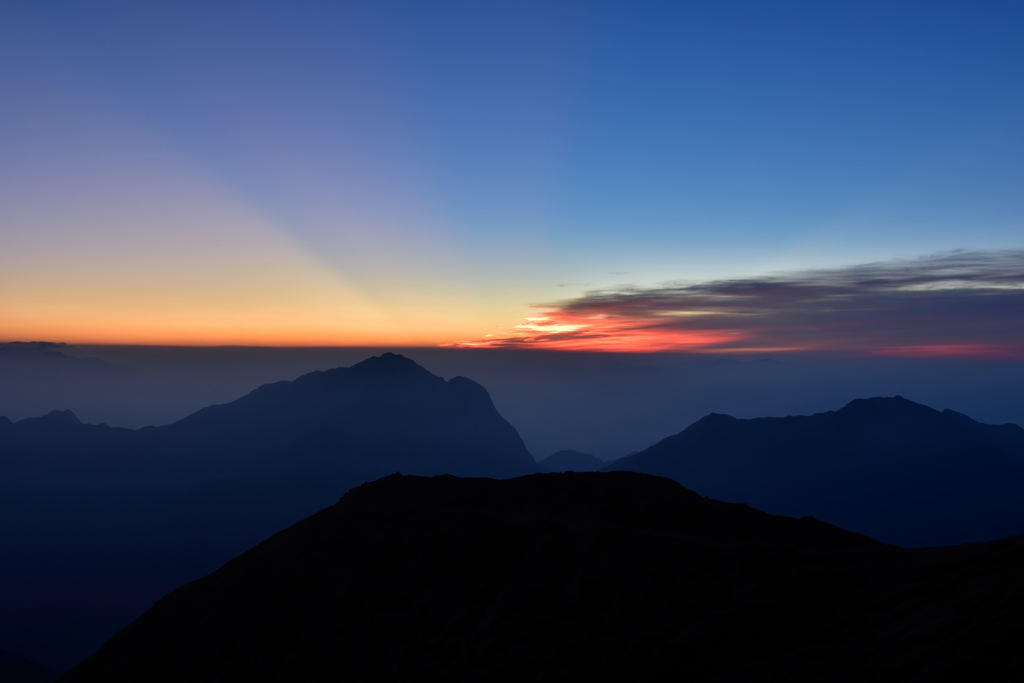 甲斐駒の夜明け