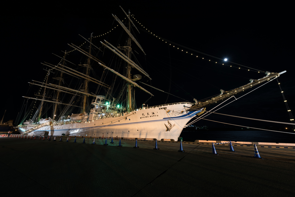 海の貴婦人　海王丸