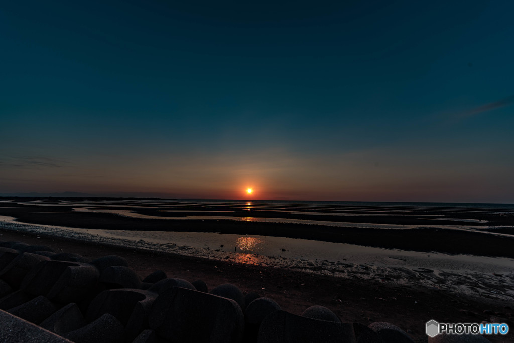 超広角真玉海岸夕日（D75_3765）