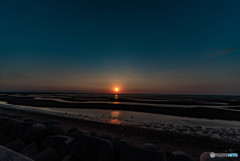 超広角真玉海岸夕日（D75_3765）