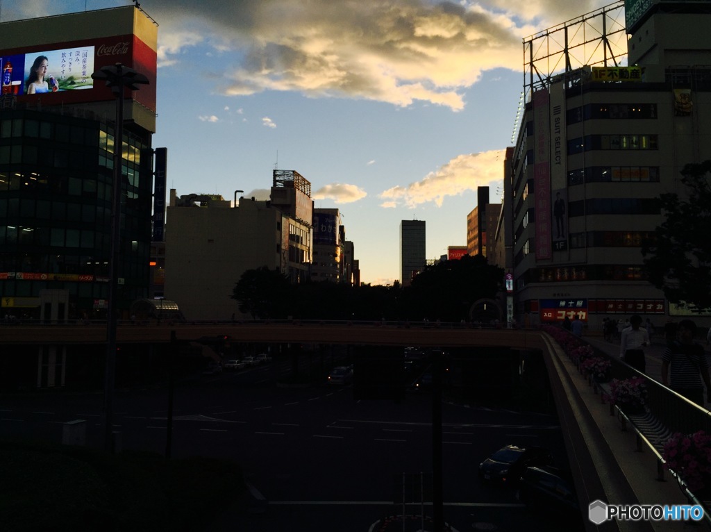 夏のおわりの街