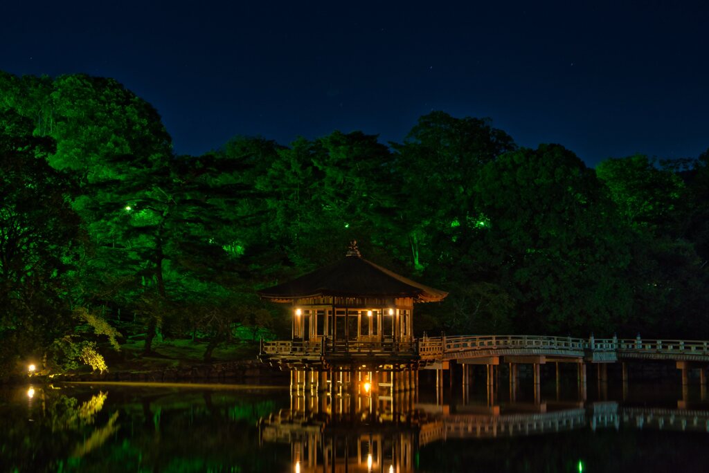 月夜の浮見堂　終