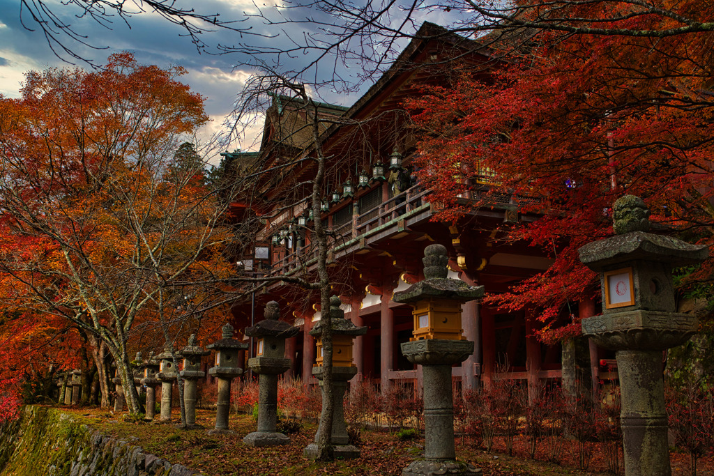 錦秋～談山神社～拝殿