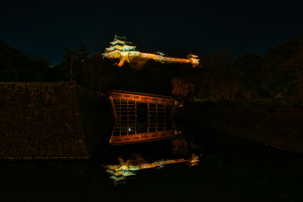 夜　紀州の居城