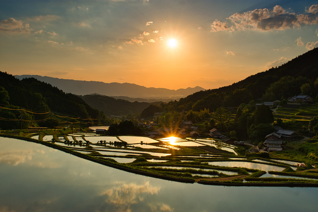 原風景に陽が沈む・・