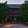 夕～東大寺南大門