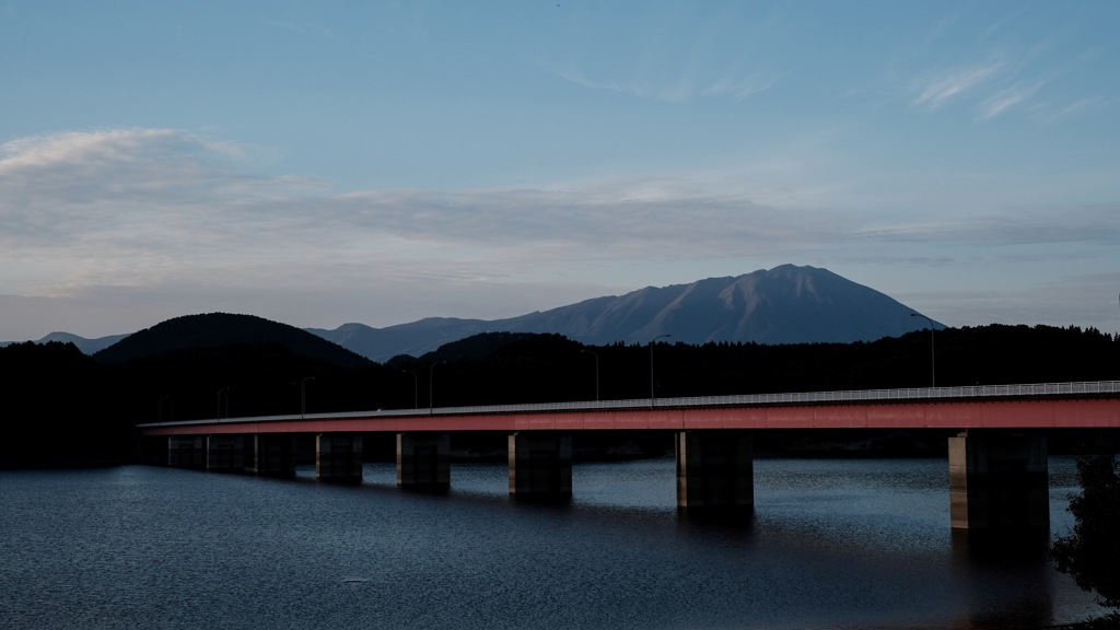 遠き岩手山