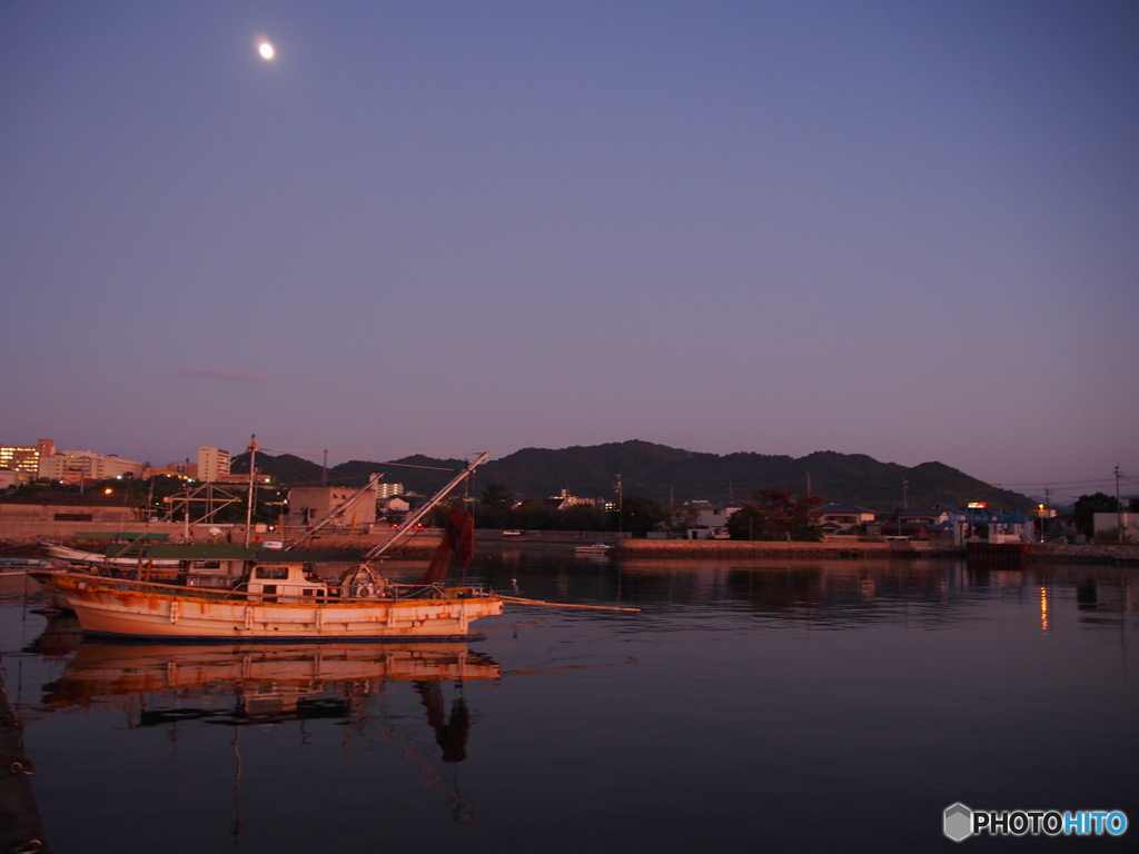 夕に染まる