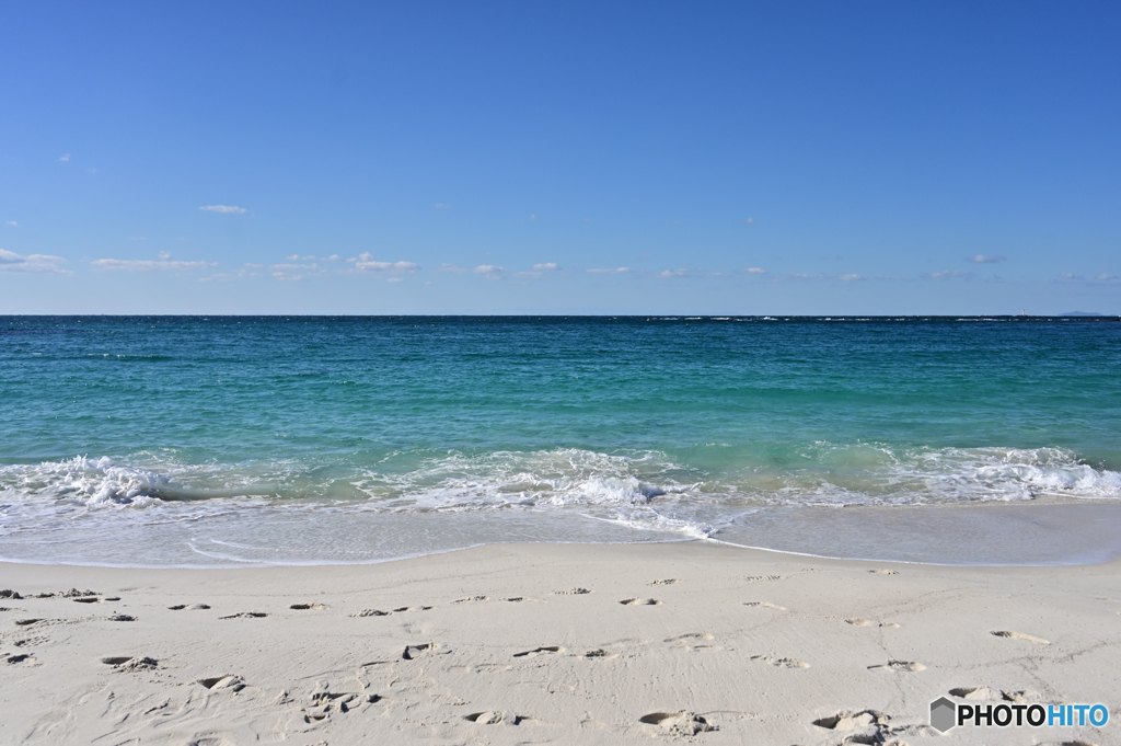 空と海と砂浜