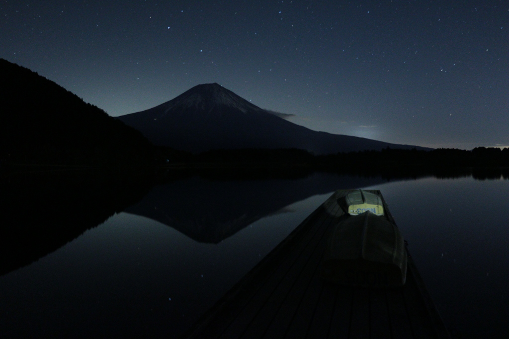 田貫湖から富士山