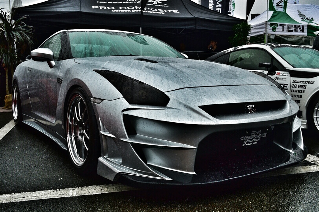 DARK GT-R