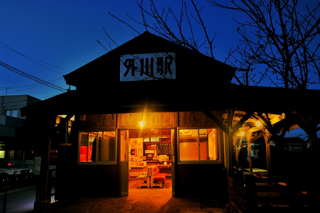 夜の外川駅