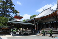 中山寺　本堂