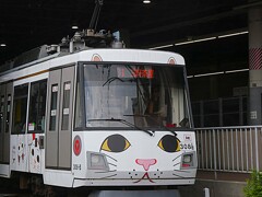 下高井戸駅にて
