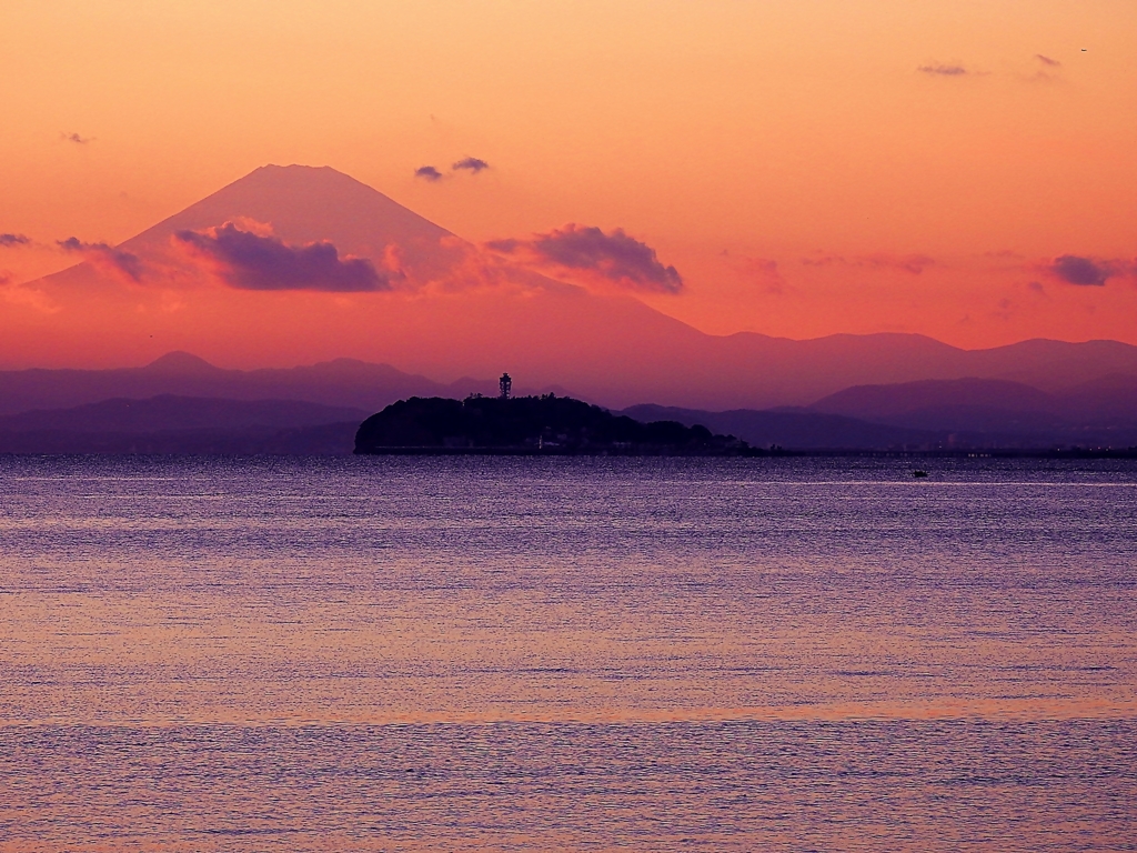 夕焼けの富士山