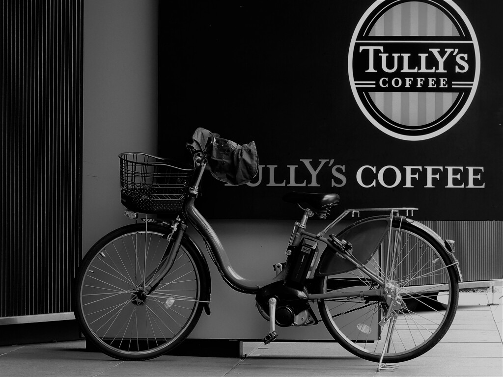 TULLY'S