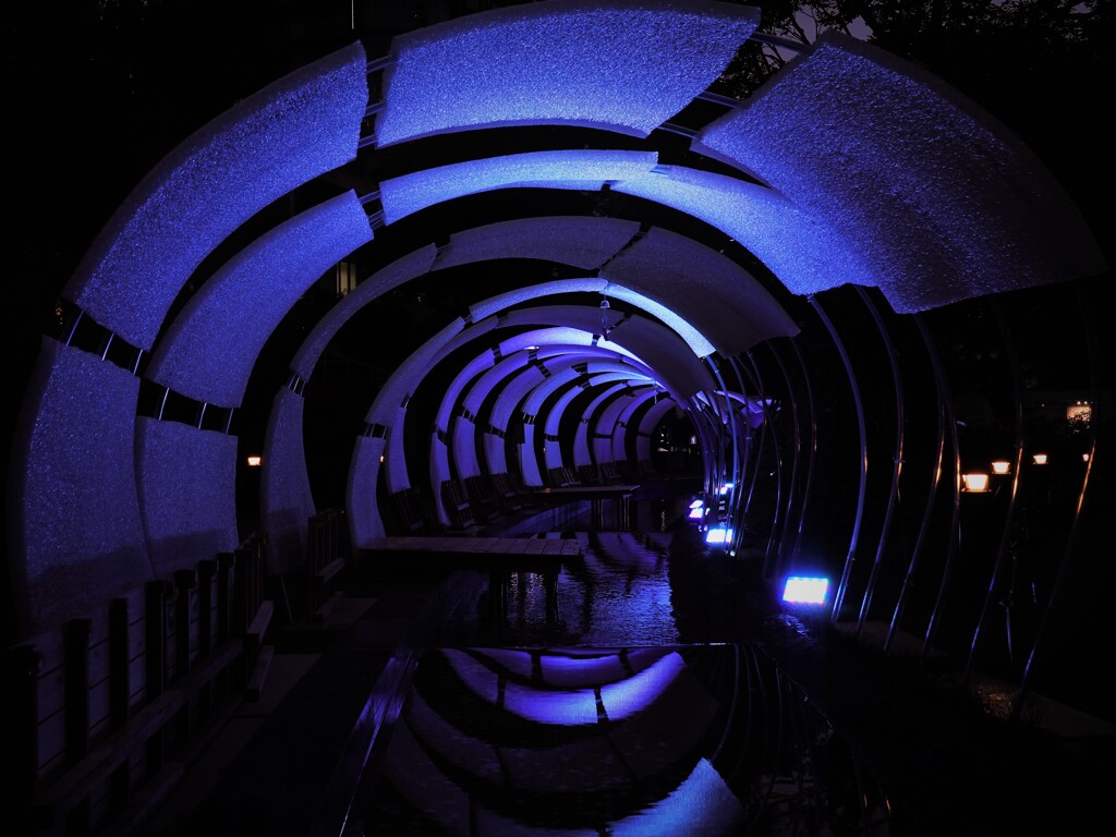 時計 タイム トンネル