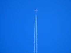 飛行機雲