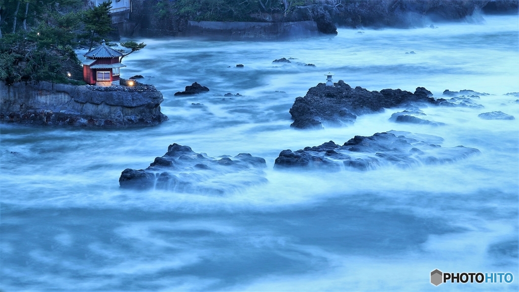 海流るゝ六角堂(^^♪