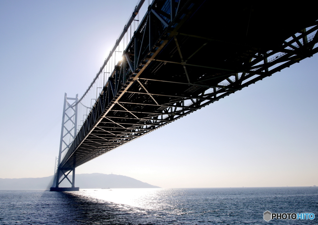 海峡燦々とひかる