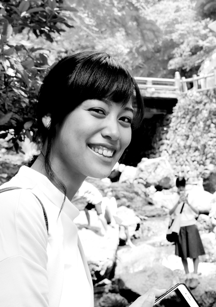 大滝の美女