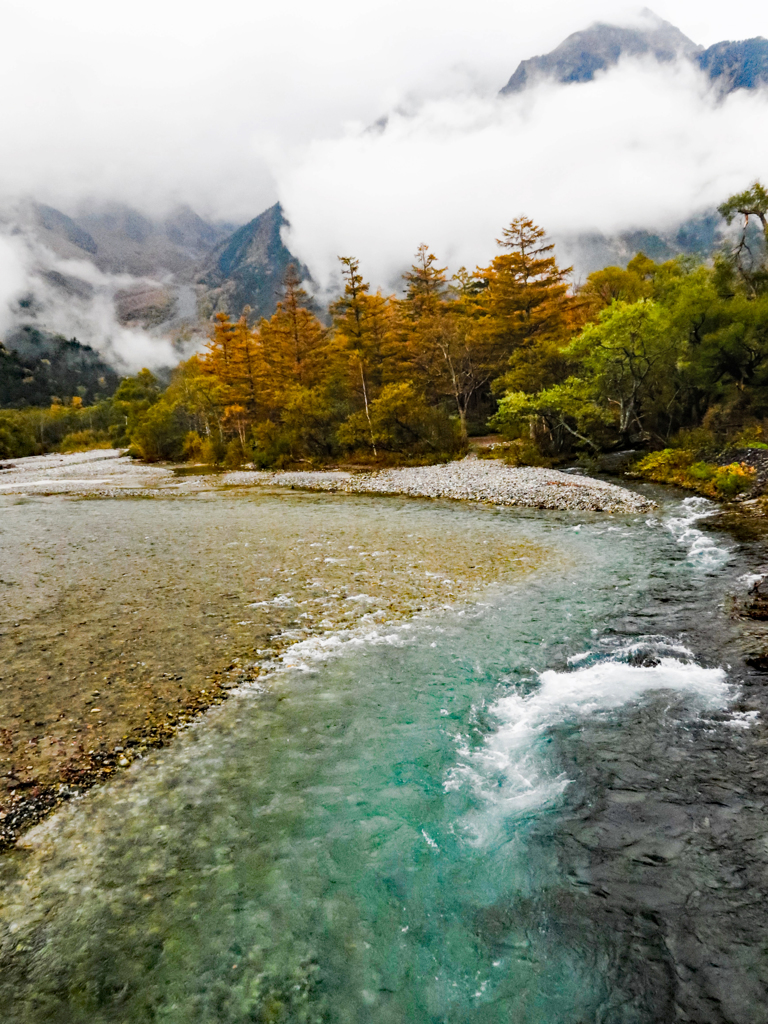 上高地　素晴らしい水の色