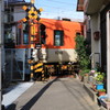 路地と踏切