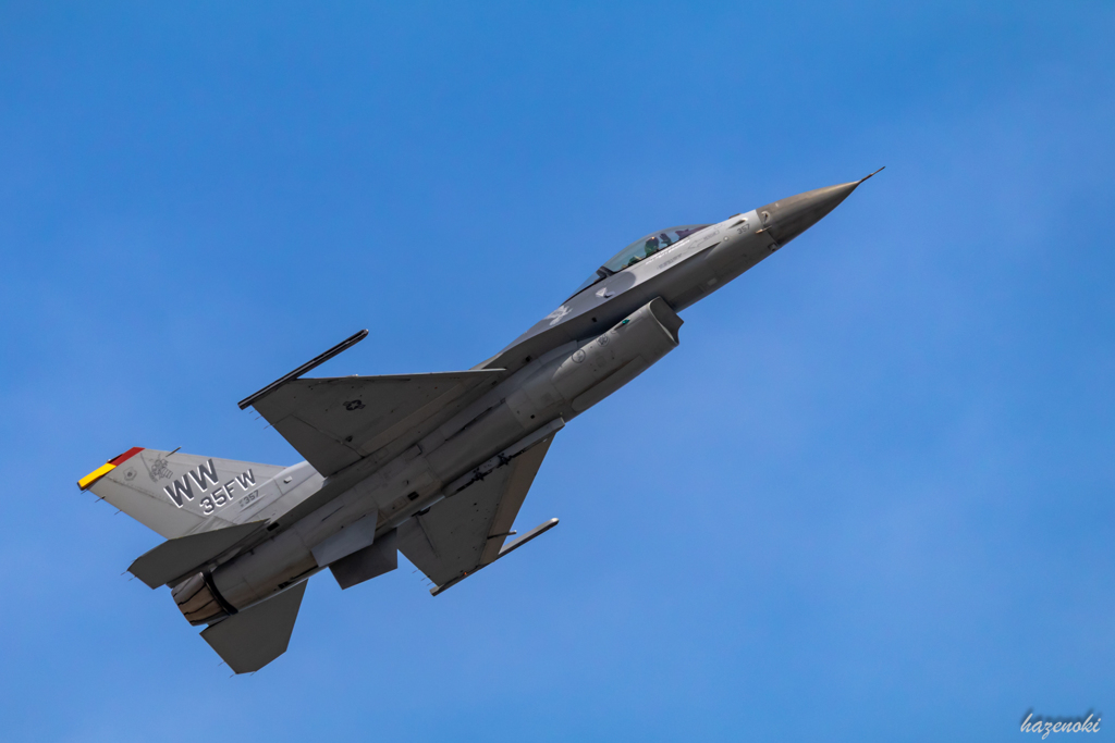 F-16