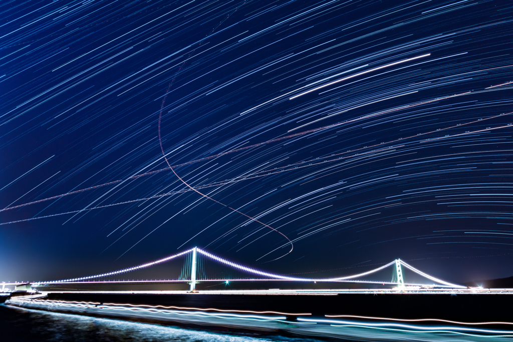 明石海峡の夜