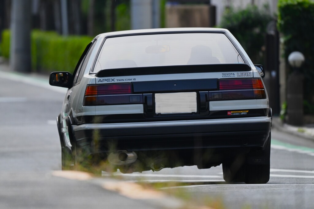 トヨタ・カローラレビンapex