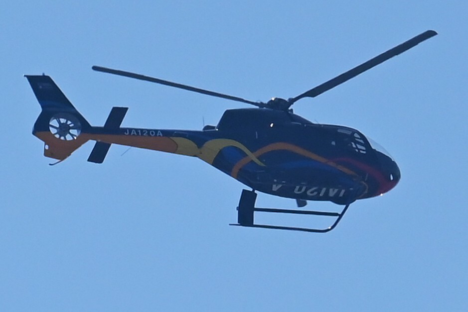 K川上空・エアバスヘリコプターEC120B（H120）